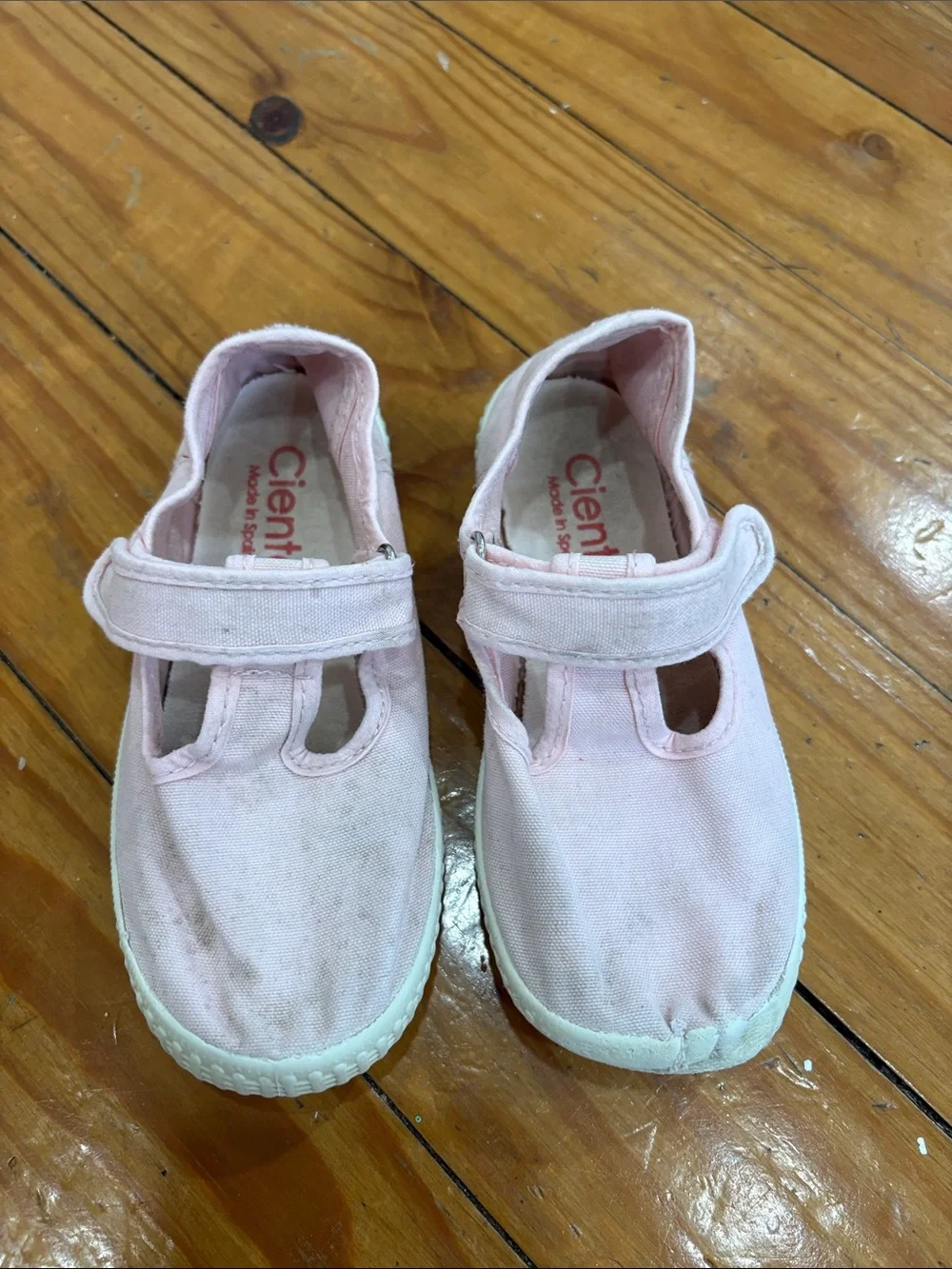 Cienta Pink Canvas Hook-and-Loop Mary Jane Sneakers